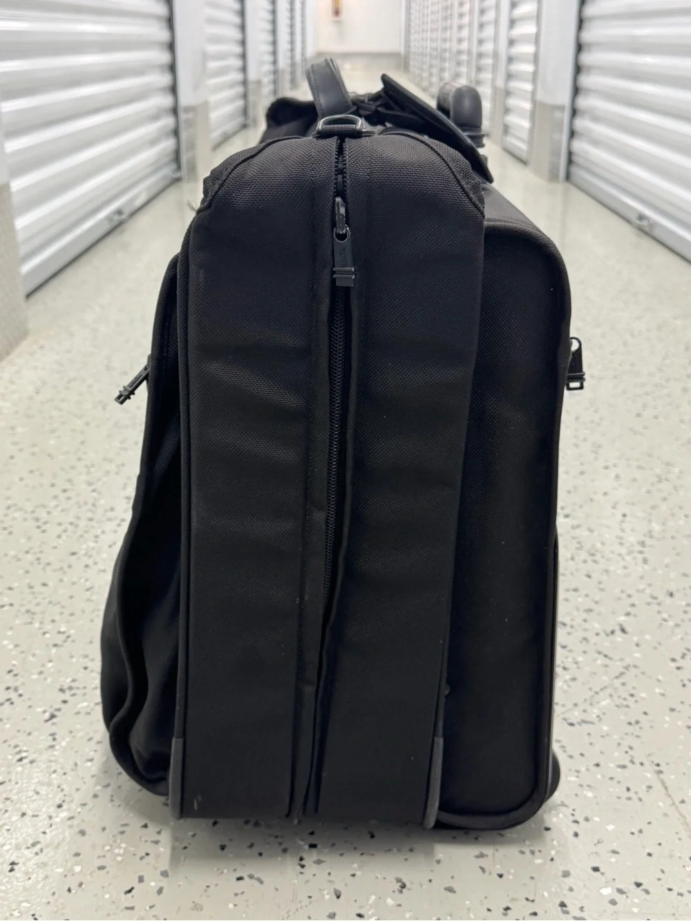 TUMI  Garment Bag